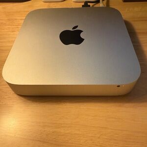 Apple Mac Mini - Sleek Silver Finish